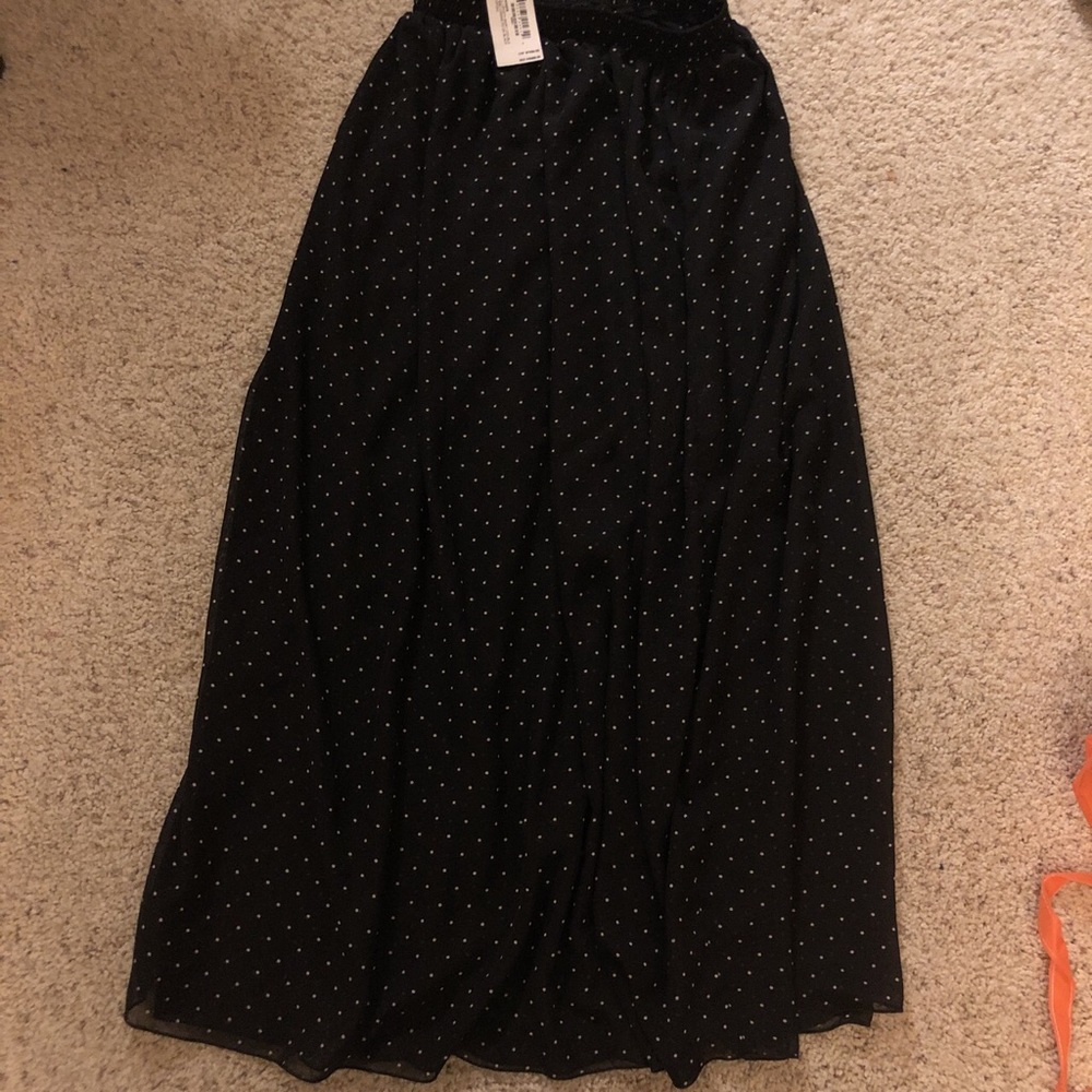 Black skirt from American Apparel- new- size M/L.
